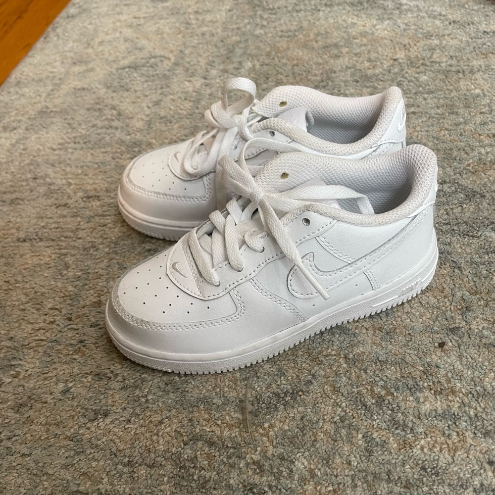 Kids Nike Air Force 1 - size 10